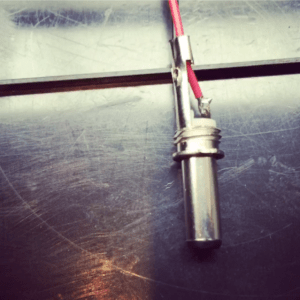 pic2_dc_plug-300x300